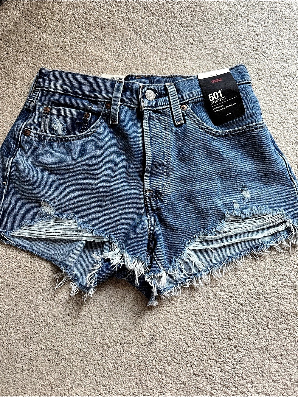 Levi's 501 Shorts High Rise Denim Shorts in Blue Waist 26 NWT